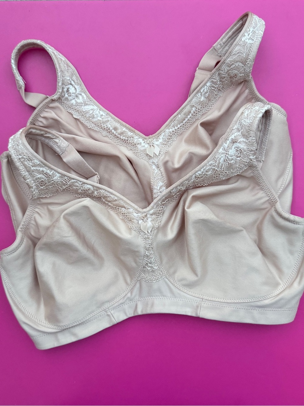 Set of 2 Glamorise MagicLift Seamless Wirefree Bra Size 42E Beige Glamorise 1007